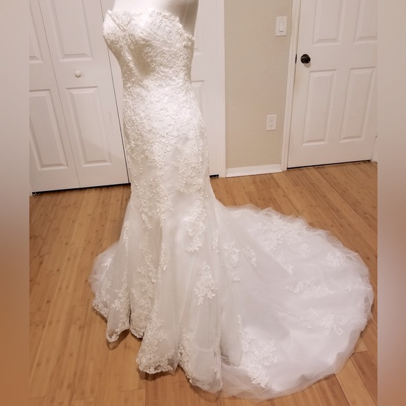 Morilee Mermaid Ivory Wedding Dress - Picture 4 of 15